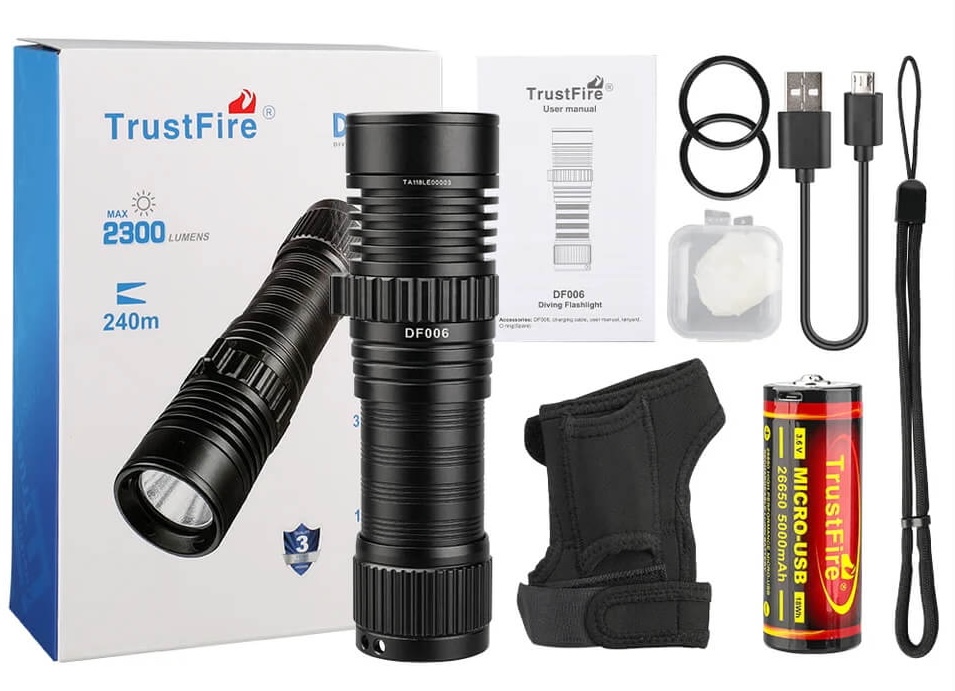 Obsah balení svítilny DF006